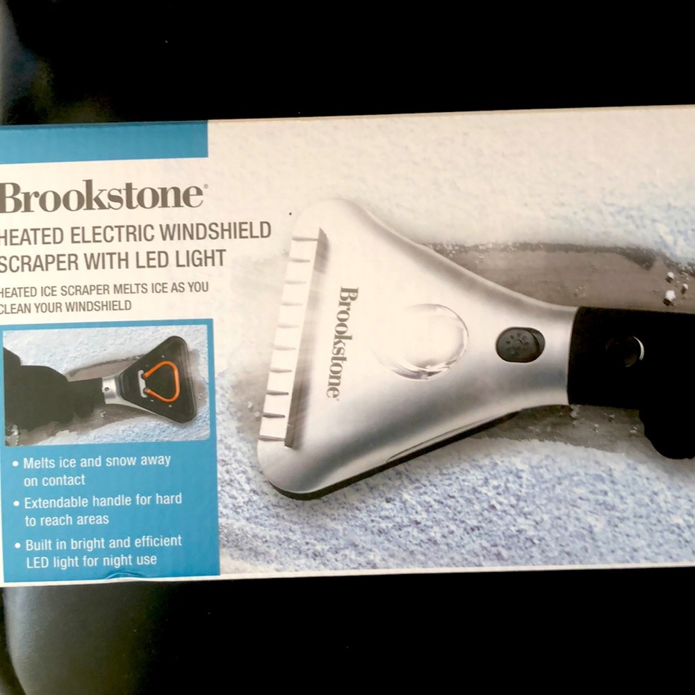 NEW Brookstone Heated Electric Windshield Scraper